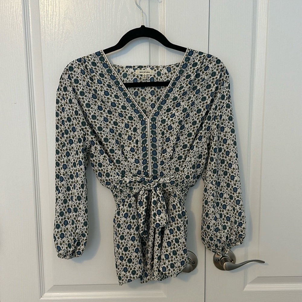 Boho inspired Max Studios Top - Size Small